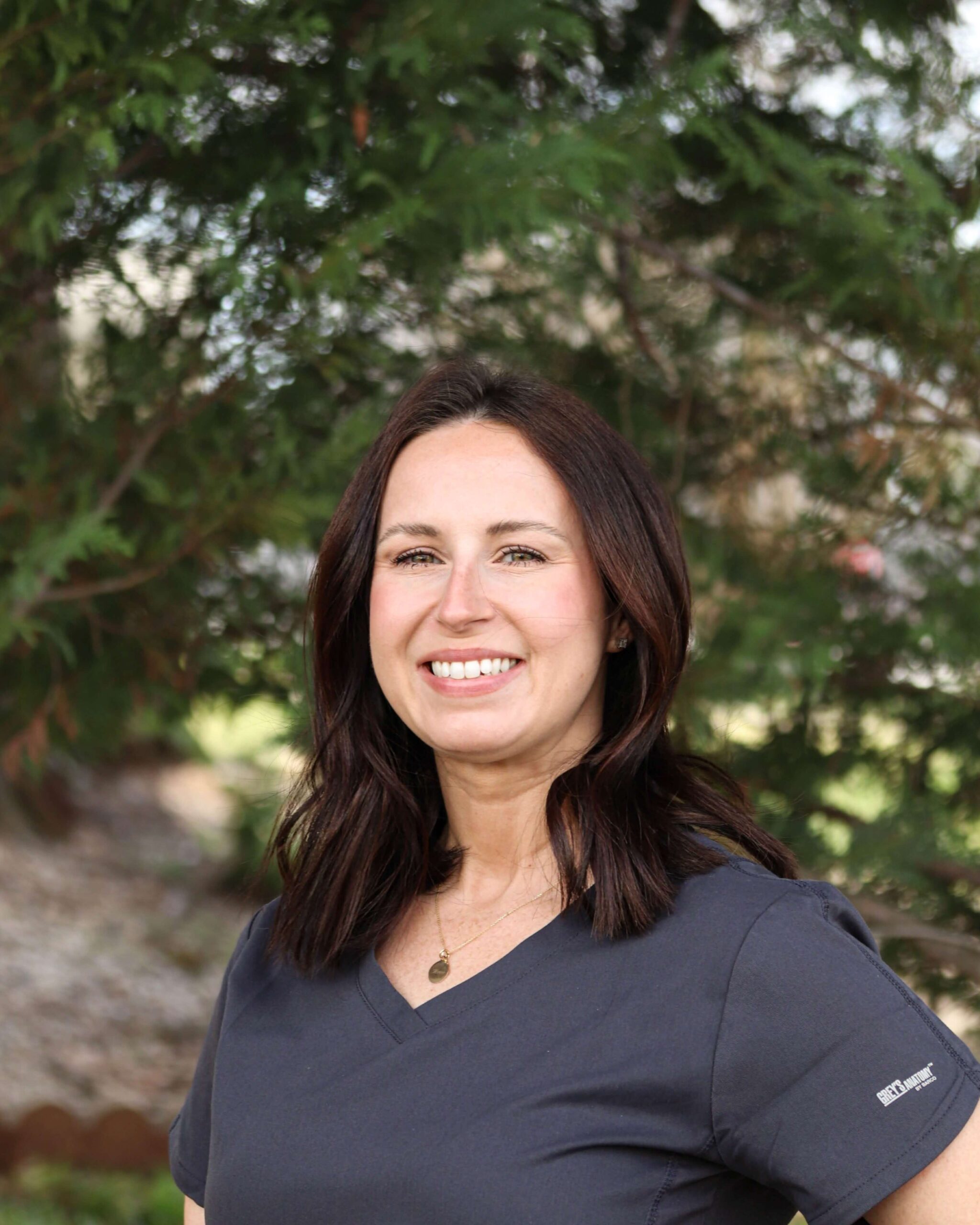 Mckenzie – Dental Assistant<br />
